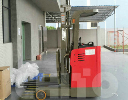 廣州生物制藥企業采購前移式電動叉車